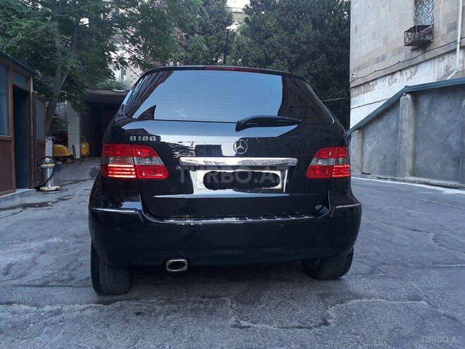 Mercedes B 180 2010, 99,900 km - 1.7 l - Bakı