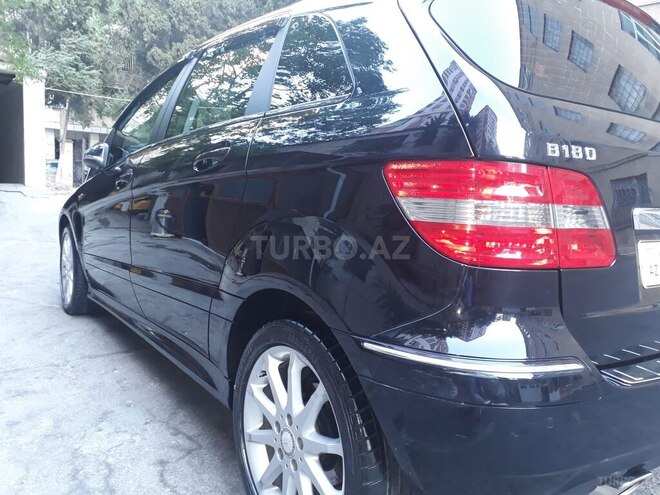 Mercedes B 180 2010, 99,900 km - 1.7 l - Bakı