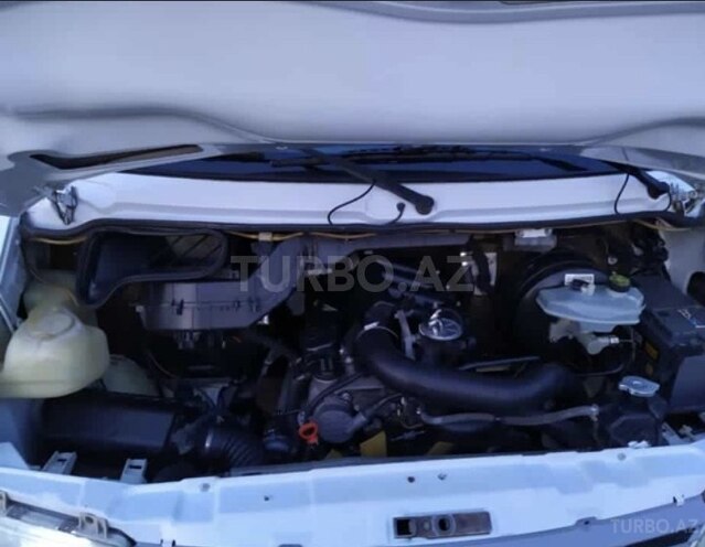 Mercedes Sprinter 412 1997, 157,000 km - 2.2 l - Qazax