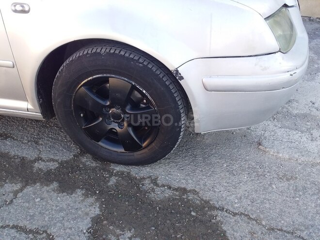Volkswagen Jetta 2000, 270,000 km - 2.0 l - Gəncə