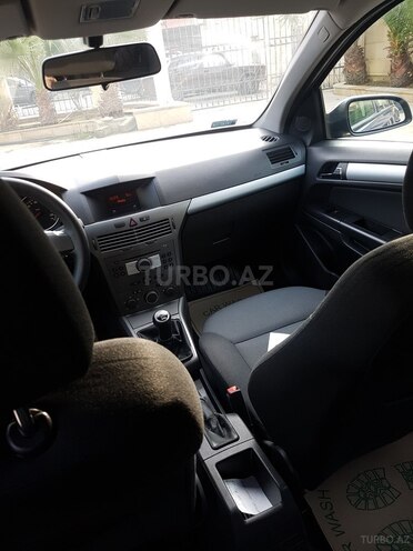 Opel Astra 2007, 156,000 km - 1.3 л - Bakı
