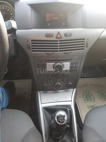 Opel Astra 2007, 156,000 km - 1.3 л - Bakı