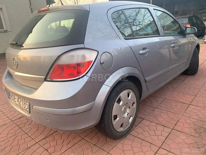 Opel Astra 2005, 217,000 km - 1.4 l - Bakı