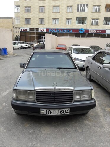 Mercedes 190 1992, 342,000 km - 2.0 l - Salyan
