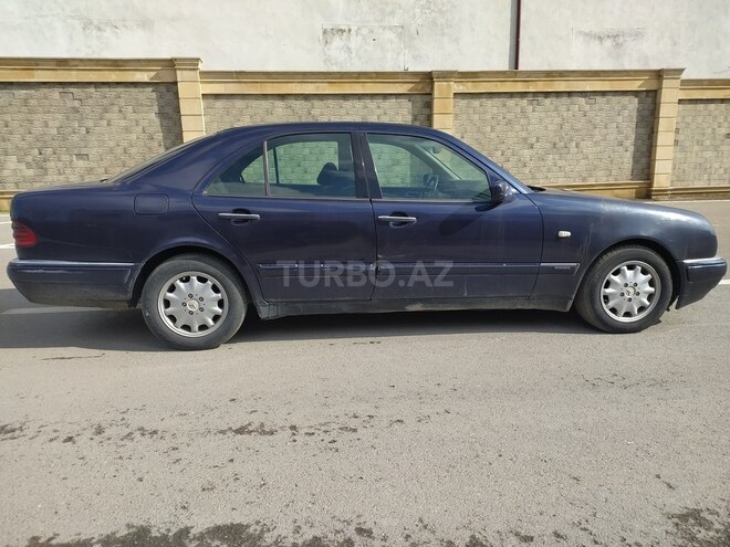 Mercedes E 220 1998, 337,854 km - 2.2 л - Bakı