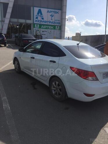 Hyundai Accent 2011, 140,000 km - 1.6 л - Bakı