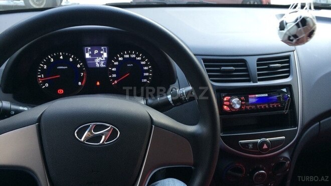 Hyundai Accent 2011, 140,000 km - 1.6 л - Bakı