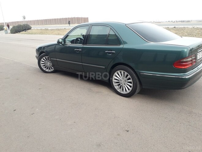 Mercedes E 220 1999, 320,000 km - 2.2 l - Şəmkir