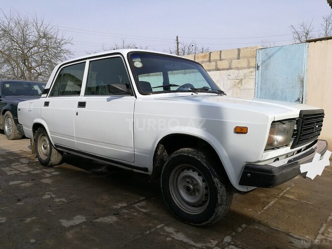 LADA (VAZ) 2107 1998, 74,770 km - 1.6 l - Salyan