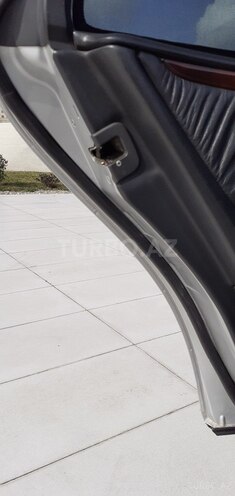 Mercedes E 240 1998, 379,788 km - 2.4 l - Bakı