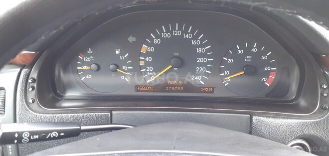 Mercedes E 240 1998, 379,788 km - 2.4 l - Bakı