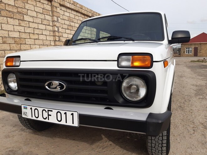 LADA (VAZ) Niva 2017, 27,500 km - 1.7 л - Bakı