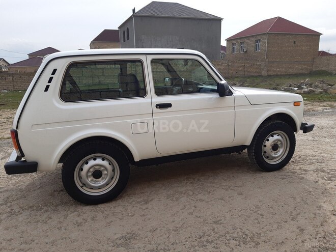 LADA (VAZ) Niva 2017, 27,500 km - 1.7 л - Bakı