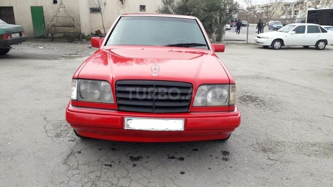 Mercedes E 250 1993, 350,000 km - 2.5 л - Sumqayıt