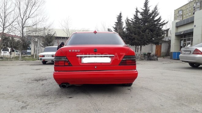 Mercedes E 250 1993, 350,000 km - 2.5 л - Sumqayıt