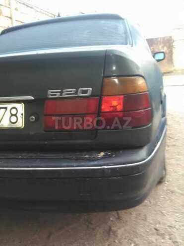 BMW 520 1988, 300,000 km - 0.2 l - Bakı