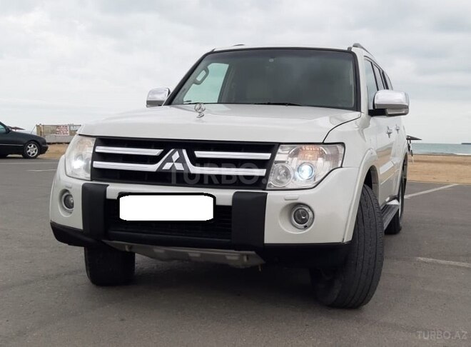 Mitsubishi Pajero 2008, 236,000 km - 3.0 л - Bakı