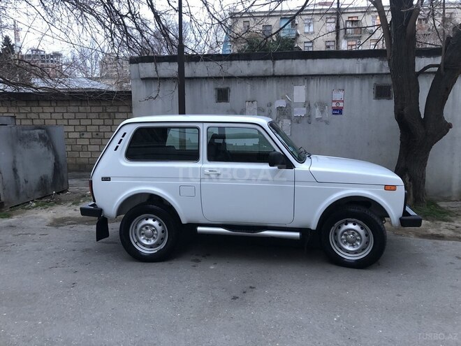 LADA (VAZ) Niva 2010, 143,000 km - 1.7 l - Bakı