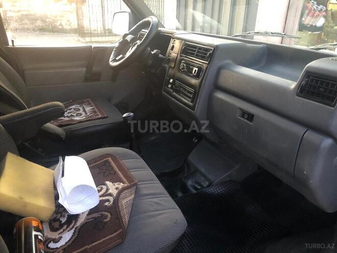 Volkswagen Transporter 1991, 200,000 km - 2.5 l - Bakı