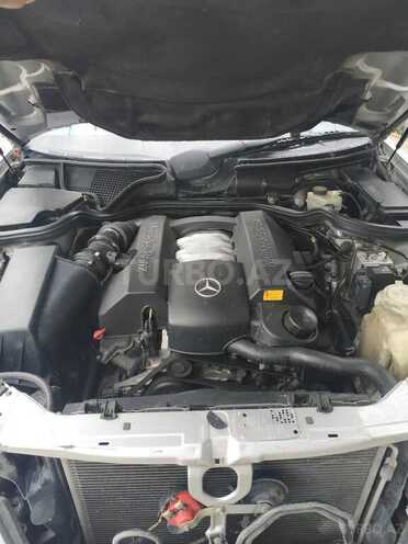 Mercedes E 240 1999, 150,280 km - 2.4 l - Bakı