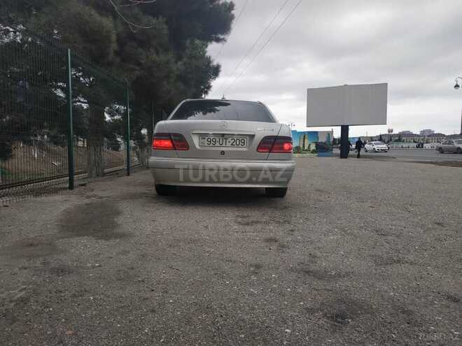 Mercedes E 240 1999, 150,280 km - 2.4 l - Bakı