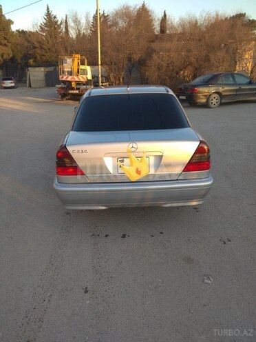 Mercedes C 230 2000, 279,000 km - 2.3 l - Bakı