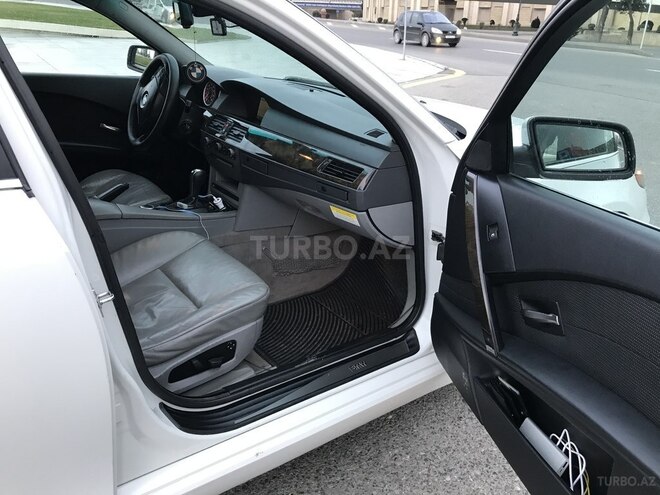 BMW 525 2004, 195,000 km - 2.5 l - Bakı