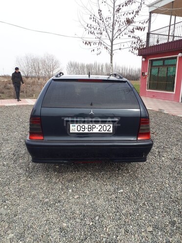 Mercedes C 250 1999, 523,589 km - 2.5 l - Bərdə