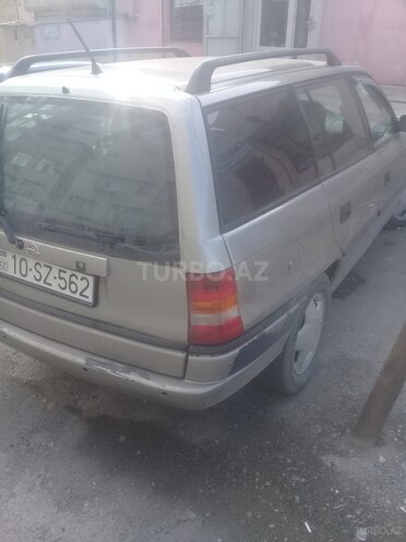 Opel Astra 1996, 370,000 km - 0.2 l - Bakı