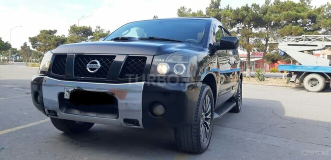 Nissan Armada 2004, 263,500 km - 5.6 л - Bakı