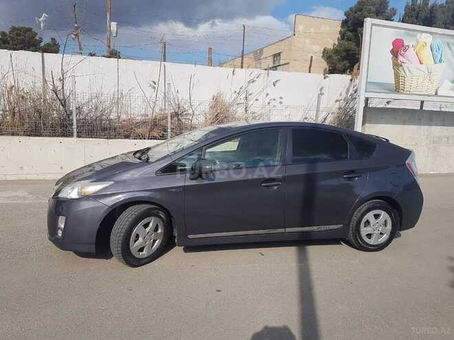 Toyota Prius 2011, 179,000 km - 1.8 л - Bakı