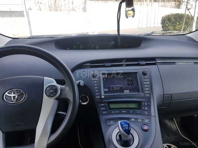 Toyota Prius 2011, 179,000 km - 1.8 л - Bakı