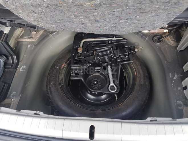 Toyota Prius 2011, 179,000 km - 1.8 л - Bakı