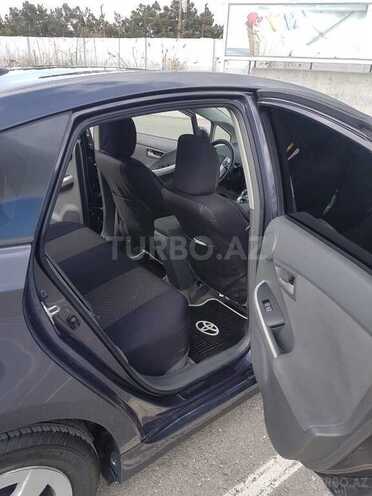 Toyota Prius 2011, 179,000 km - 1.8 л - Bakı