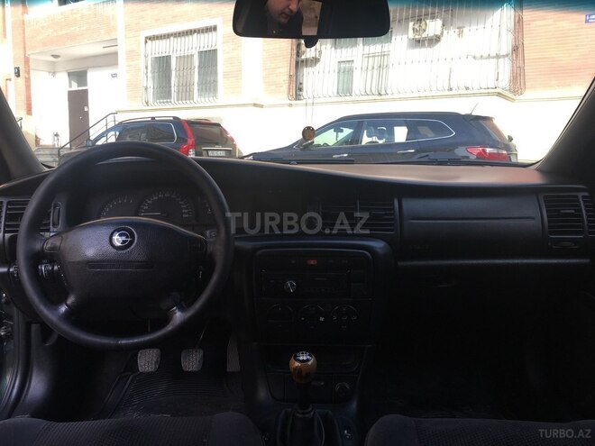 Opel Vectra 2000, 100,000 km - 1.8 l - Bakı
