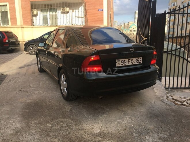 Opel Vectra 2000, 100,000 km - 1.8 l - Bakı