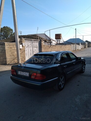Mercedes E 230 1995, 380,000 km - 2.3 л - Gəncə