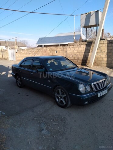 Mercedes E 230 1995, 380,000 km - 2.3 л - Gəncə