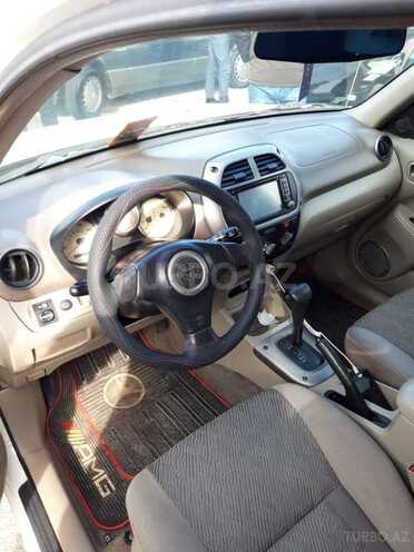 Toyota RAV4 2003, 199,000 km - 2.0 л - Bakı