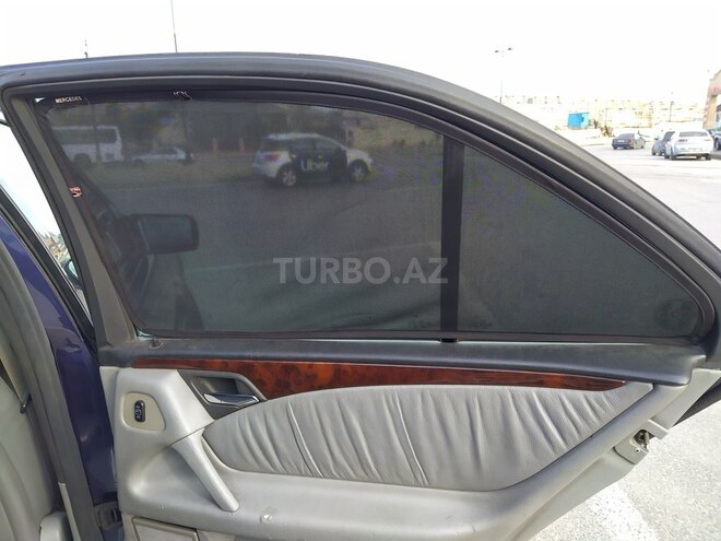 Mercedes E 240 1997, 291,000 km - 2.4 l - Bakı