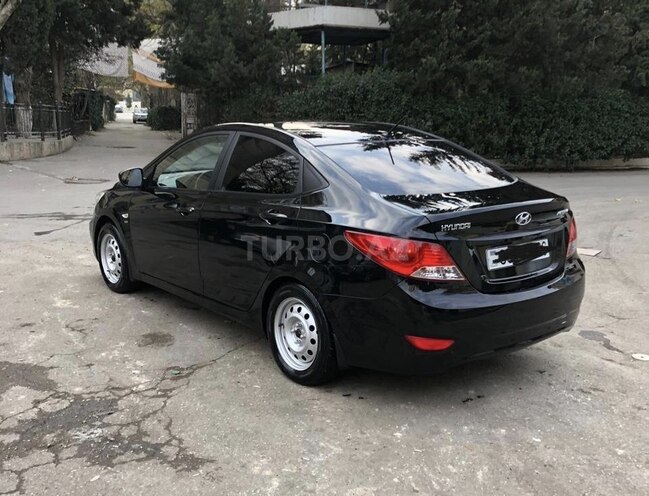 Hyundai Accent 2013, 142,000 km - 1.6 l - Bakı