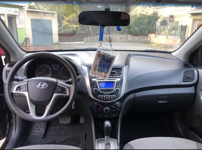 Hyundai Accent 2013, 142,000 km - 1.6 l - Bakı