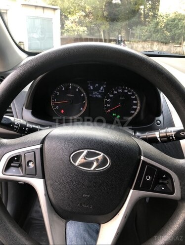 Hyundai Accent 2013, 142,000 km - 1.6 l - Bakı