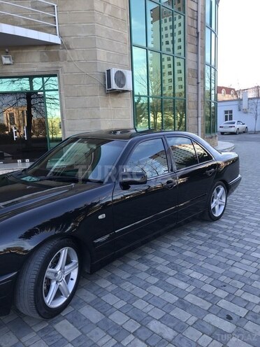 Mercedes E 240 1998, 450,000 km - 0.2 l - Sumqayıt