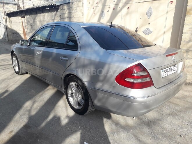 Mercedes E 270 2002, 260,000 km - 2.7 л - Bərdə
