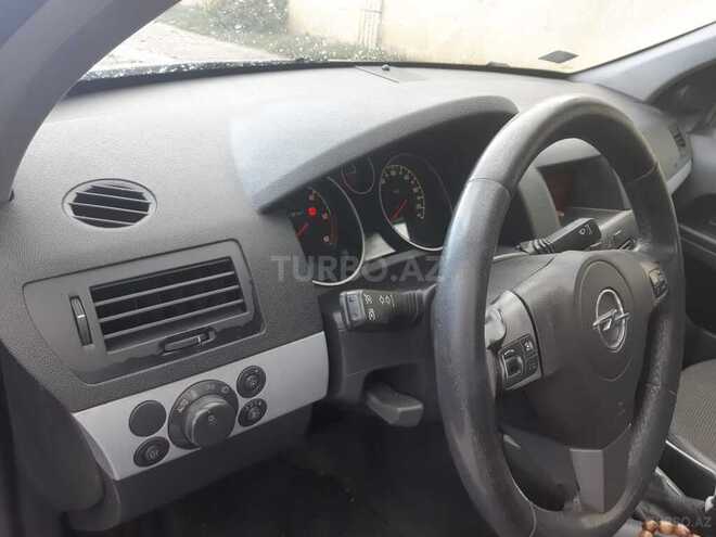 Opel Astra 2006, 181,000 km - 1.3 l - Bakı