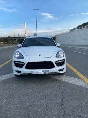 Porsche Cayenne GTS 2013, 120,000 km - 4.8 l - Bakı