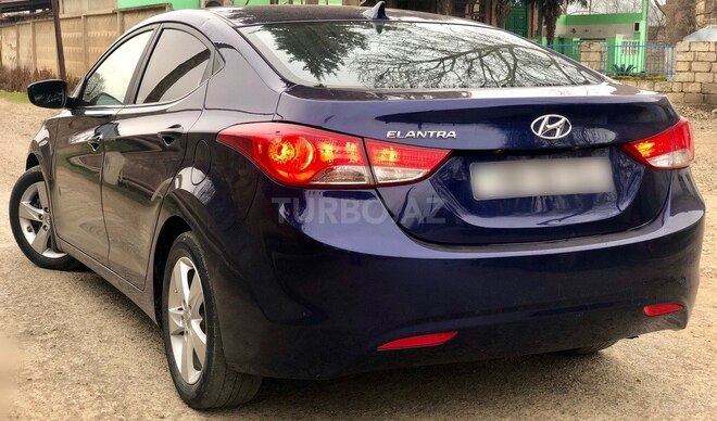 Hyundai Elantra 2014, 91,647 km - 1.8 л - Masallı