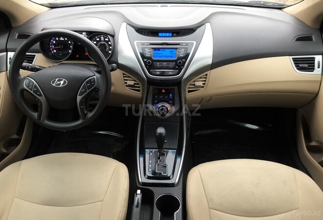 Hyundai Elantra 2014, 91,647 km - 1.8 л - Masallı