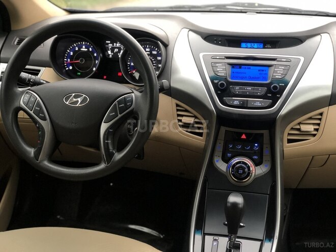 Hyundai Elantra 2014, 91,647 km - 1.8 л - Masallı
